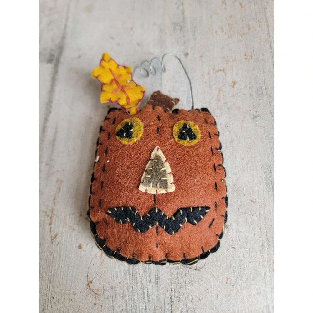 Halloween primitive pumpkin felt jack O' Lantern ornament Xmas unique home
